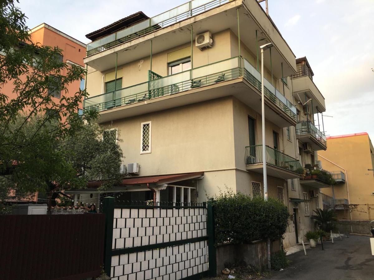 Sunny Attico Con Grande Terrazzo Appartement Rome